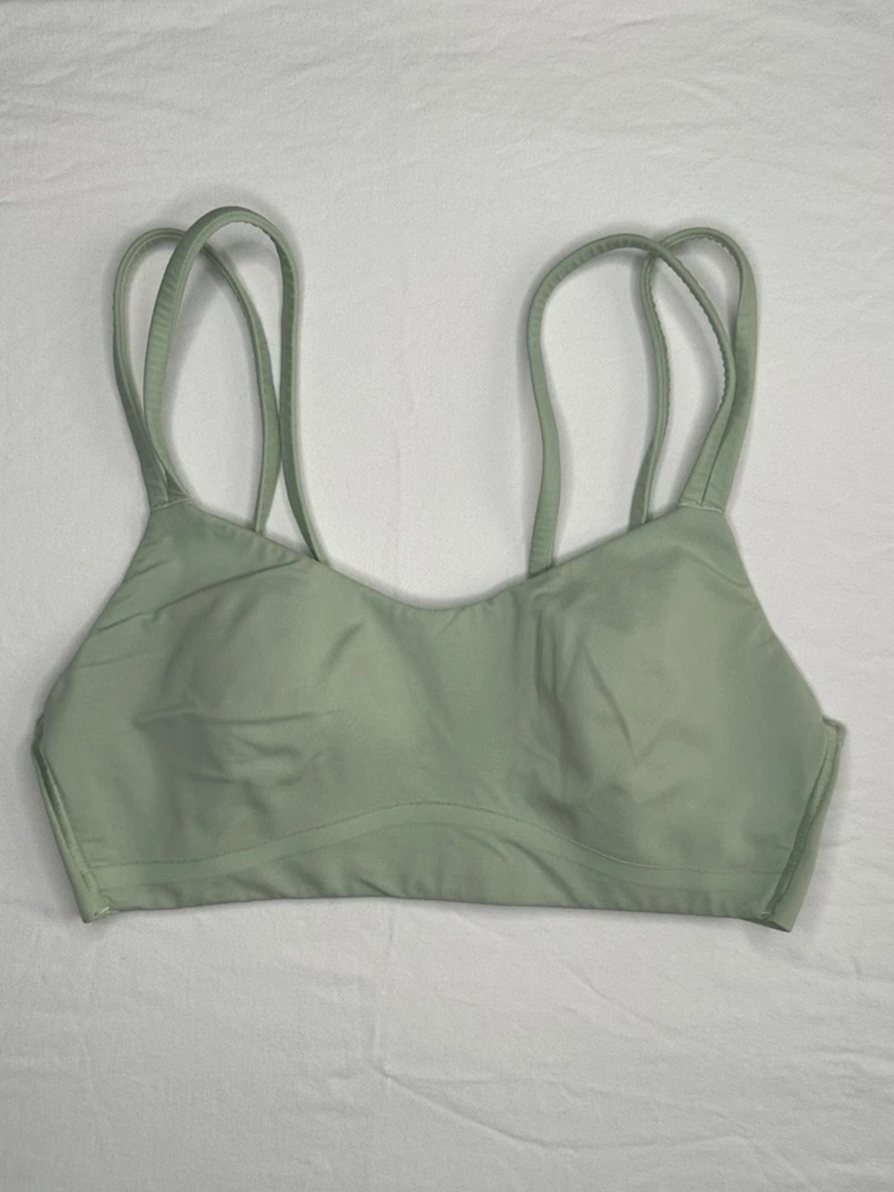 Lululemon Like a Cloud sport bra B/C medium Light Green Double-Strap Bralette